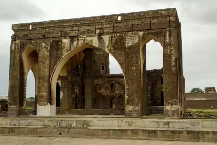 Sangeet Naari Mahal, Vijayapura (Bijapur), Karnataka - Vushii.com